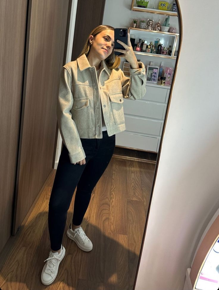 Sandstone Cropped jacket